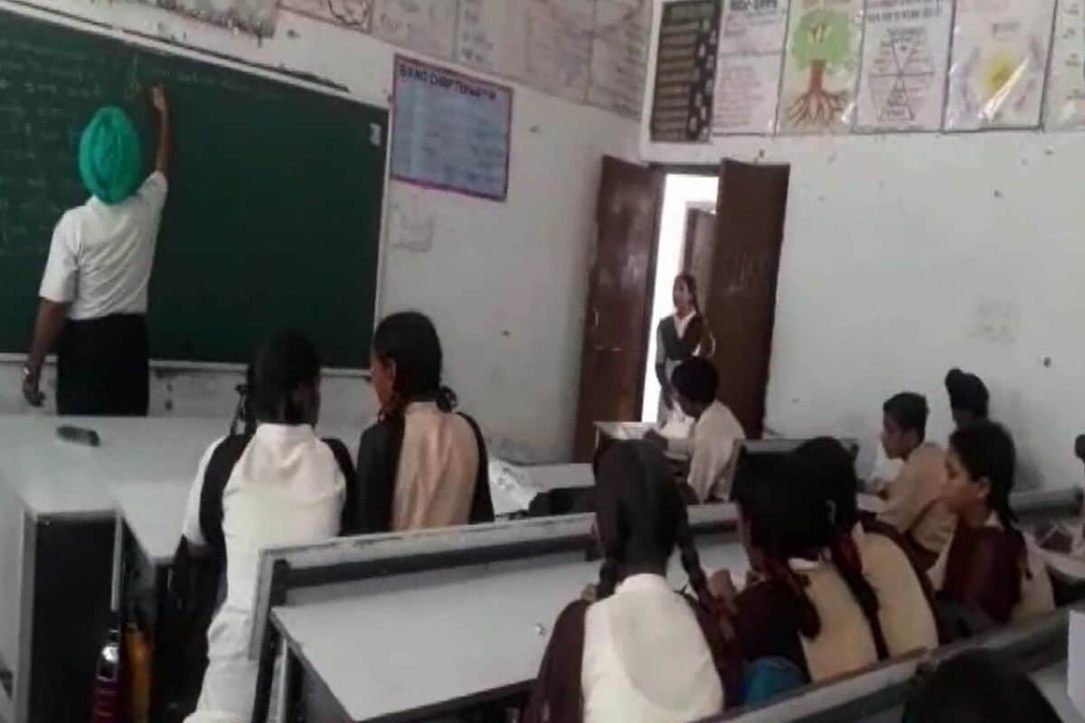 13 students in Hoshiarpur