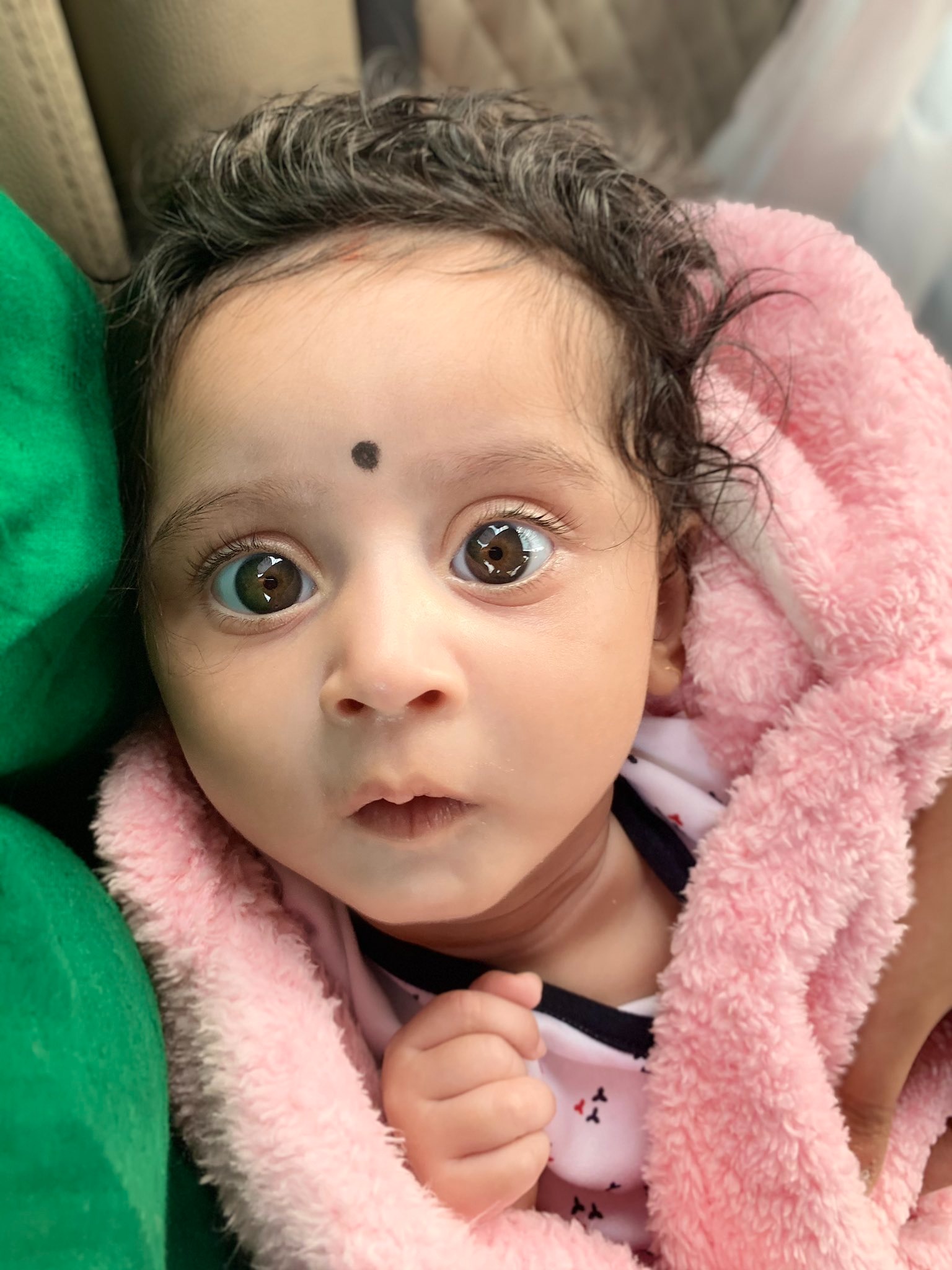 ਇਸ ਬਿਮਾਰੀ ਦਾ ਇਲਾਜ ਤਿੰਨ ਸਾਲ ਪਹਿਲਾਂ ਤੱਕ ਸੰਭਵ ਨਹੀਂ ਸੀ, ਪਰ 2017 ਵਿੱਚ, ਬਹੁਤ ਖੋਜ ਅਤੇ ਜਾਂਚ ਤੋਂ ਬਾਅਦ, ਇਹ ਸਫਲ ਰਿਹਾ ਅਤੇ ਟੀਕੇ ਦਾ ਉਤਪਾਦਨ ਸ਼ੁਰੂ ਕੀਤਾ ਗਿਆ ਸੀ। 2017 ਵਿੱਚ, 15 ਬੱਚਿਆਂ ਨੂੰ ਇਹ ਦਵਾਈ ਦਿੱਤੀ ਗਈ, ਜਿਸ ਤੋਂ ਬਾਅਦ ਸਾਰੇ 20 ਹਫ਼ਤਿਆਂ ਤੋਂ ਵੱਧ ਸਮੇਂ ਲਈ ਜ਼ਿਉਂਦਾ ਰਹੇ। (Photos: twitter- TeeraFightsSma) ਇਸ ਬਿਮਾਰੀ ਦਾ ਇਲਾਜ ਤਿੰਨ ਸਾਲ ਪਹਿਲਾਂ ਤੱਕ ਸੰਭਵ ਨਹੀਂ ਸੀ, ਪਰ 2017 ਵਿੱਚ, ਬਹੁਤ ਖੋਜ ਅਤੇ ਜਾਂਚ ਤੋਂ ਬਾਅਦ, ਇਹ ਸਫਲ ਰਿਹਾ ਅਤੇ ਟੀਕੇ ਦਾ ਉਤਪਾਦਨ ਸ਼ੁਰੂ ਕੀਤਾ ਗਿਆ ਸੀ। 2017 ਵਿੱਚ, 15 ਬੱਚਿਆਂ ਨੂੰ ਇਹ ਦਵਾਈ ਦਿੱਤੀ ਗਈ, ਜਿਸ ਤੋਂ ਬਾਅਦ ਸਾਰੇ 20 ਹਫ਼ਤਿਆਂ ਤੋਂ ਵੱਧ ਸਮੇਂ ਲਈ ਜ਼ਿਉਂਦਾ ਰਹੇ। (Photos: twitter- TeeraFightsSma)