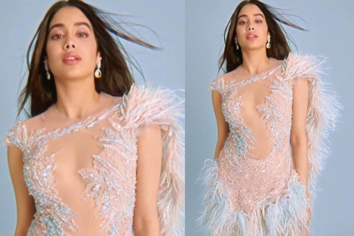  ਮੁੰਬਈ: ਬਾਲੀਵੁੱਡ ਅਭਿਨੇਤਰੀ ਜਾਹਨਵੀ ਕਪੂਰ ਸੋਸ਼ਲ ਮੀਡੀਆ 'ਤੇ ਕਾਫੀ ਐਕਟਿਵ ਰਹਿੰਦੀ ਹੈ। ਇਕ ਵਾਰ ਫਿਰ ਤੋਂ ਜਾਹਨਵੀ ਆਪਣੀਆਂ ਗਲੈਮਰਸ ਫੋਟੋਆਂ ਸ਼ੇਅਰ ਕਰਕੇ ਸੁਰਖੀਆਂ ਵਿਚ ਆਈ ਹੈ। (ਫੋਟੋ ਸ਼ਿਸ਼ਟਾਚਾਰ :@Janhvi Kapoor)