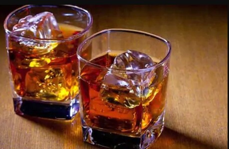 ਹੁਣ ਤੁਹਾਨੂੰ ਮਿਲੇਗੀ ਖ਼ਰੀ ਸ਼ਰਾਬ, ਹਰ ਬੋਤਲ ਉਤੇ ਲੱਗੇਗਾ QR ਕੋਡ, ਜਾਣੋ ਕੀ ਹੋਣਗੇ ਫਾਇਦੇ?