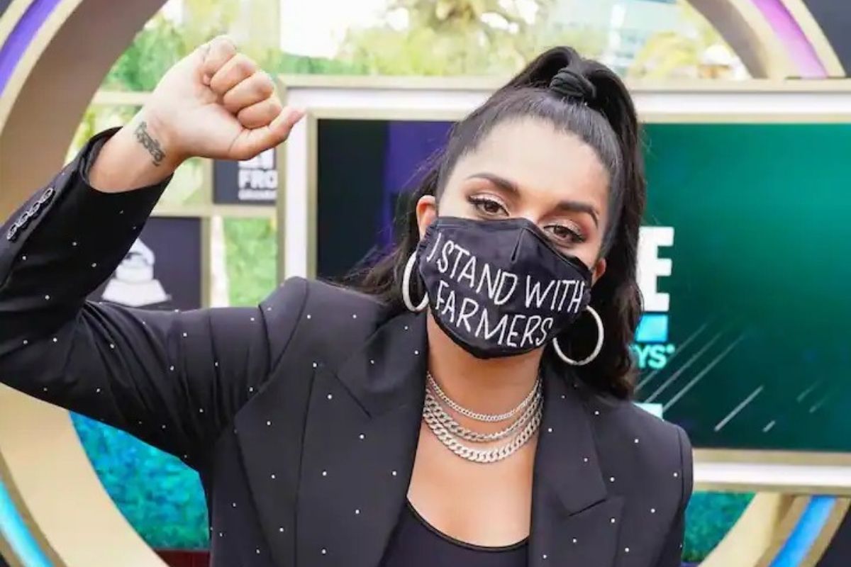  ਭਾਰਤੀ ਕਿਸਾਨ ਪਿਛਲੇ ਤਿੰਨ ਮਹੀਨਿਆਂ ਤੋਂ ਦਿੱਲੀ ਦੀਆਂ ਵੱਖ-ਵੱਖ ਸਰਹੱਦਾਂ ’ਤੇ ਖੇਤੀਬਾੜੀ ਕਾਨੂੰਨਾਂ ਵਿਰੁੱਧ ਅੰਦੋਲਨ ਕਰ ਰਹੇ ਹਨ। (Image courtesy - @lilly/Instagram)