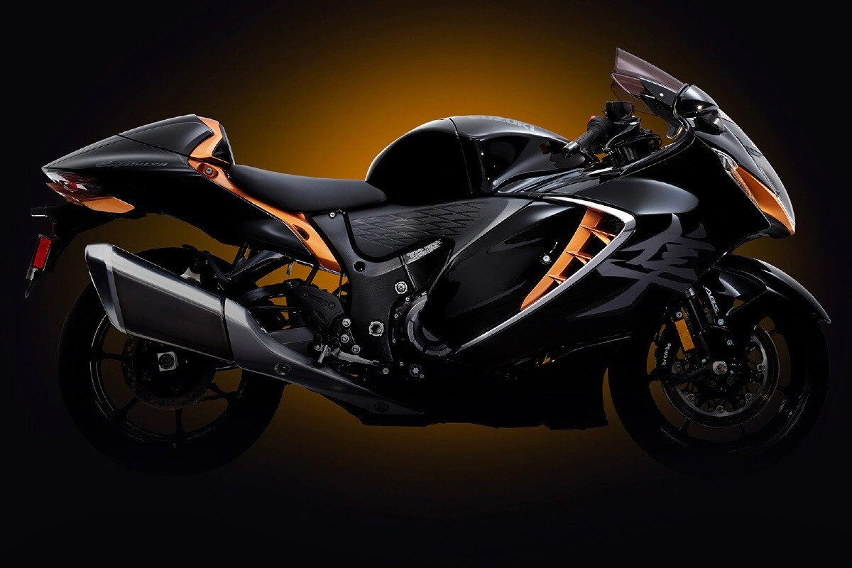  ਕੰਪਨੀ ਇਸ 'ਚ 1450 ਸੀਸੀ ਸਮਰੱਥਾ ਦਾ ਇੰਜਨ ਇਸਤੇਮਾਲ ਕਰ ਸਕਦੀ ਹੈ। ਇਹ ਇੰਜਨ 200 ਐਚਪੀ ਤੱਕ ਦੀ ਪਾਵਰ ਪੈਦਾ ਕਰੇਗਾ ਅਤੇ ਇਸ ਸਪੋਰਟਸ ਬਾਈਕ ਦੀ ਚੋਟੀ ਦੀ ਸਪੀਡ 288 ਕਿਲੋਮੀਟਰ ਪ੍ਰਤੀ ਘੰਟੇ ਦੀ ਹੋ ਸਕਦੀ ਹੈ। ਇਸ ਤੋਂ ਇਲਾਵਾ ਇਸ 'ਚ 6 ਸਪੀਡ ਗਿਅਰਬਾਕਸ ਵੀ ਦਿੱਤਾ ਜਾ ਸਕਦਾ ਹੈ।