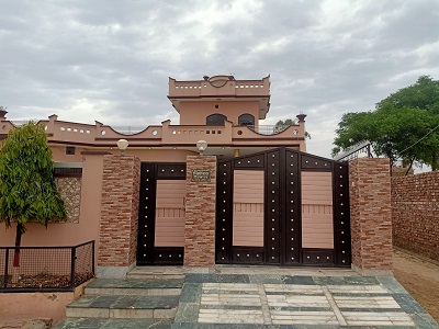  ਟੀਮ ਆਪਣੇ ਨਾਲ ਇਕ ਹੈਰੋਇਨ ਤਸਕਰ ਨੂੰ ਵੀ ਜਸਵਿੰਦਰ ਕੌਰ ਦੇ ਘਰ ਲੈ ਕੇ ਆਏ ਦੱਸਿਆ ਜਾ ਰਿਹਾ ਹੈ ਕਿ ਤਸਕਰ ਨੇ ਜਸਵਿੰਦਰ ਕੌਰ ਦੇ ਕੋਲੋ ਹੈਰੋਇਨ ਦੀ ਡਿਲੀਵਰੀ ਲਈ ਸੀ ।