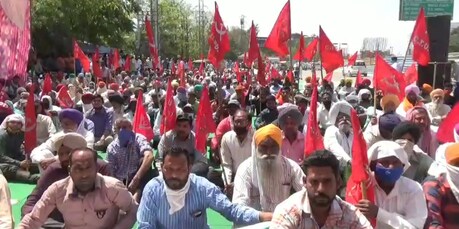 ਹੁਣ ਕੇਂਦਰ ਦੇ ਨਵੇਂ ਲੇਬਰ ਐਕਟ ਦੇ ਵਿਰੋਧ ਵਿਚ ਭਖਿਆ ਸੰਘਰਸ਼