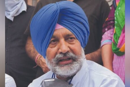 ਪੰਜਾਬ 'ਚ ਕੋਵਿਡ-19 ਵੈਕਸੀਨੇਸ਼ਨ ਮੁਹਿੰਮ ਤੇਜ਼,1965 ਸਰਕਾਰੀ ਟੀਕਾ ਕੇਂਦਰ ਸਥਾਪਤ 