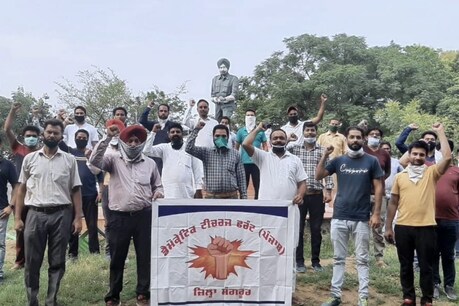 ਜ਼ਮੀਨੀ ਹਕੀਕਤਾਂ ਤੋਂ ਮੂੰਹ ਫੇਰੀ ਬੈਠੇ ਸਿੱਖਿਆ ਸਕੱਤਰ ਅੰਕੜਿਆਂ ਦੀ ਝੂਠੀ ਖੇਡ ਦਾ ਭਾਂਡਾ ਫੋੜਨ ਲਈ ਅਧਿਆਪਕ ਤਿਆਰ: ਡੀ ਟੀ ਐੱਫ