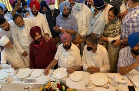 ਕੈਪਟਨ ਤੇ ਸਿੱਧੂ ਦੀ ਬੈਠਕ ਤੋਂ ਬਾਅਦ ਪੁਲਿਸ ਨੇ ਦਰਜ ਕੀਤਾ ਕੋਵਿਡ ਉਲੰਘਣਾ ਅਤੇ ਧਾਰਾ 144 ਦਾ ਕੇਸ
