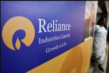 Reliance Q1 Result: ਕਰਜ਼ੇ ਘਟਾਉਣ ਕਰਕੇ ਵਿਆਜ ਖਰਚੇ ‘ਚ 50 ਪ੍ਰਤੀਸ਼ਤ ਦੀ ਗਿਰਾਵਟ, ਪੈਟਰੋ ਕੈਮੀਕਲ ਅਤੇ ਜੀਓ ਨਾਲ ਮਿਲੀ ਮਜਬੂਤੀ