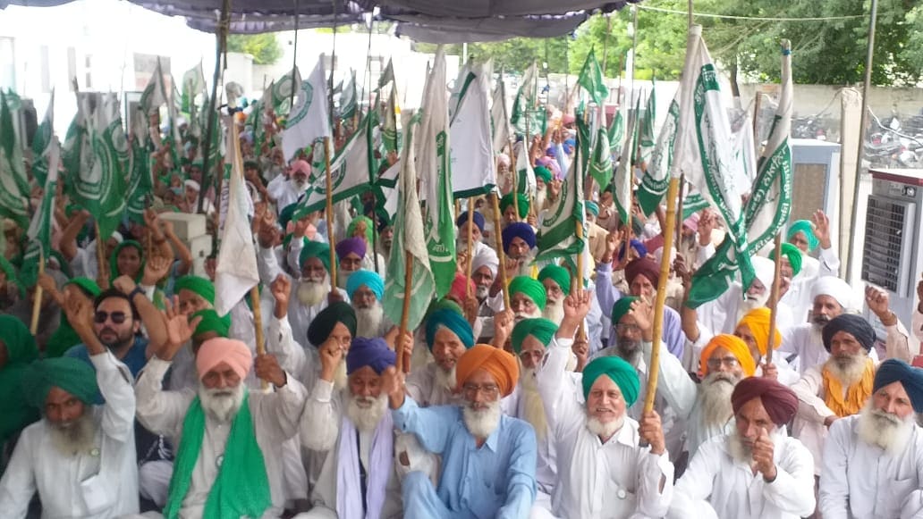 ਬਰਨਾਲਾ 'ਚ ਕਿਸਾਨਾਂ ਵੱਲੋਂ ਲਾਇਆ ਧਰਨਾ 343ਵੇਂ ਦਿਨ ਵੀ ਰਿਹਾ ਜਾਰੀ