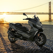 BMW C 400 GT ਭਾਰਤੀ ਬਾਜ਼ਾਰ 'ਚ ਲਾਂਚ, ਤਸਵੀਰਾਂ 'ਚ ਵੇਖੋ ਸਕੂਟਰ ਦੀਆਂ ਖ਼ਾਸੀਅਤਾਂ