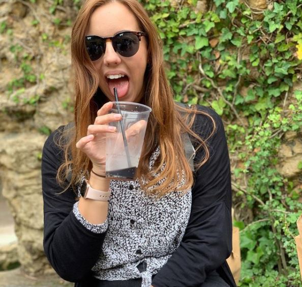  ਪਾਰਟਨਰ ਸਵੈਪਿੰਗ (partner swapping) ਅਤੇ ਸਵਿੰਗ (Swinging) ਵਰਗੇ ਸੰਕਲਪਾਂ ਬਾਰੇ ਸੁਣ ਕੇ ਲੋਕ ਗੁੱਸੇ ਨਾਲ ਭਰ ਜਾਂਦੇ ਹਨ, ਪਰ ਵਿਦੇਸ਼ਾਂ ਵਿੱਚ ਅਜਿਹੀਆਂ ਚੀਜ਼ਾਂ ਦਾ ਰੁਝਾਨ ਤੇਜ਼ ਹੋ ਗਿਆ ਹੈ। ਇਨ੍ਹਾਂ ਚੀਜ਼ਾਂ ਨੂੰ ਅਪਣਾਉਣਾ ਬਹੁਤ ਮੁਸ਼ਕਲ ਹੈ, ਕਿਉਂਕਿ ਇਨ੍ਹਾਂ ਸਾਰੀਆਂ ਚੀਜ਼ਾਂ ਨੂੰ ਮਨੁੱਖੀ ਰਿਸ਼ਤਿਆਂ ਅਤੇ ਸਮਾਜਿਕ ਵਿਵਸਥਾ ਤੋਂ ਪਰੇ ਮੰਨਿਆ ਜਾਂਦਾ ਹੈ। (Image: Instagram)