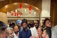 ਚੰਡੀਗੜ੍ਹ ਨਿਗਮ ਨੇ ਰਾਜਾ ਵੜਿੰਗ 'ਤੇ ਲਾਇਆ ਮੋਟਾ ਜ਼ੁਰਮਾਨਾ, ਜਾਣੋ ਕੀ ਹੈ ਮਾਮਲਾ ਚੰਡੀਗੜ੍ਹ ਨਿਗਮ ਨੇ ਰਾਜਾ ਵੜਿੰਗ 'ਤੇ ਲਾਇਆ ਮੋਟਾ ਜ਼ੁਰਮਾਨਾ, ਜਾਣੋ ਕੀ ਹੈ ਮਾਮਲਾ