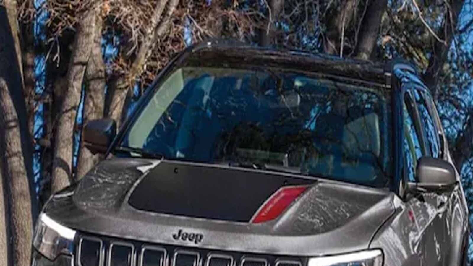 ਮਸ਼ਹੂਰ ਆਫਰੋਡ Jeep Compass ਹੋਈ ਮਹਿੰਗੀ! ਸਾਰੇ ਮਾਡਲ 'ਤੇ 25,000 ਰੁਪਏ ਤੱਕ