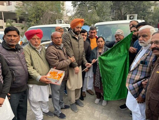 ਨਗਰ ਕੌਂਸਲ  ਗਿੱਲੇ ਅਤੇ ਸੁੱਕੇ ਕੂੜੇ ਦੇ ਸਹੀ ਤਰੀਕੇ ਨਾਲ ਨਿਪਟਾਰੇ ਲਈ ਦਿੱਤੇ ਛੇ ਟਿੱਪਰ