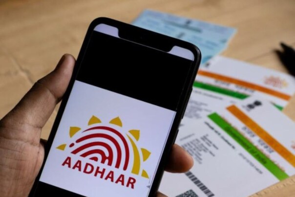 UIDAI ਨੇ ਦਿੱਤਾ ਕੁਝ ਦਿਨਾਂ ਲਈ ਮੌਕਾ, ਘਰ ਬੈਠਿਆਂ ਮੁਫਤ 'ਚ ਕਰਵਾਓ ਆਧਾਰ ਅਪਡੇਟ