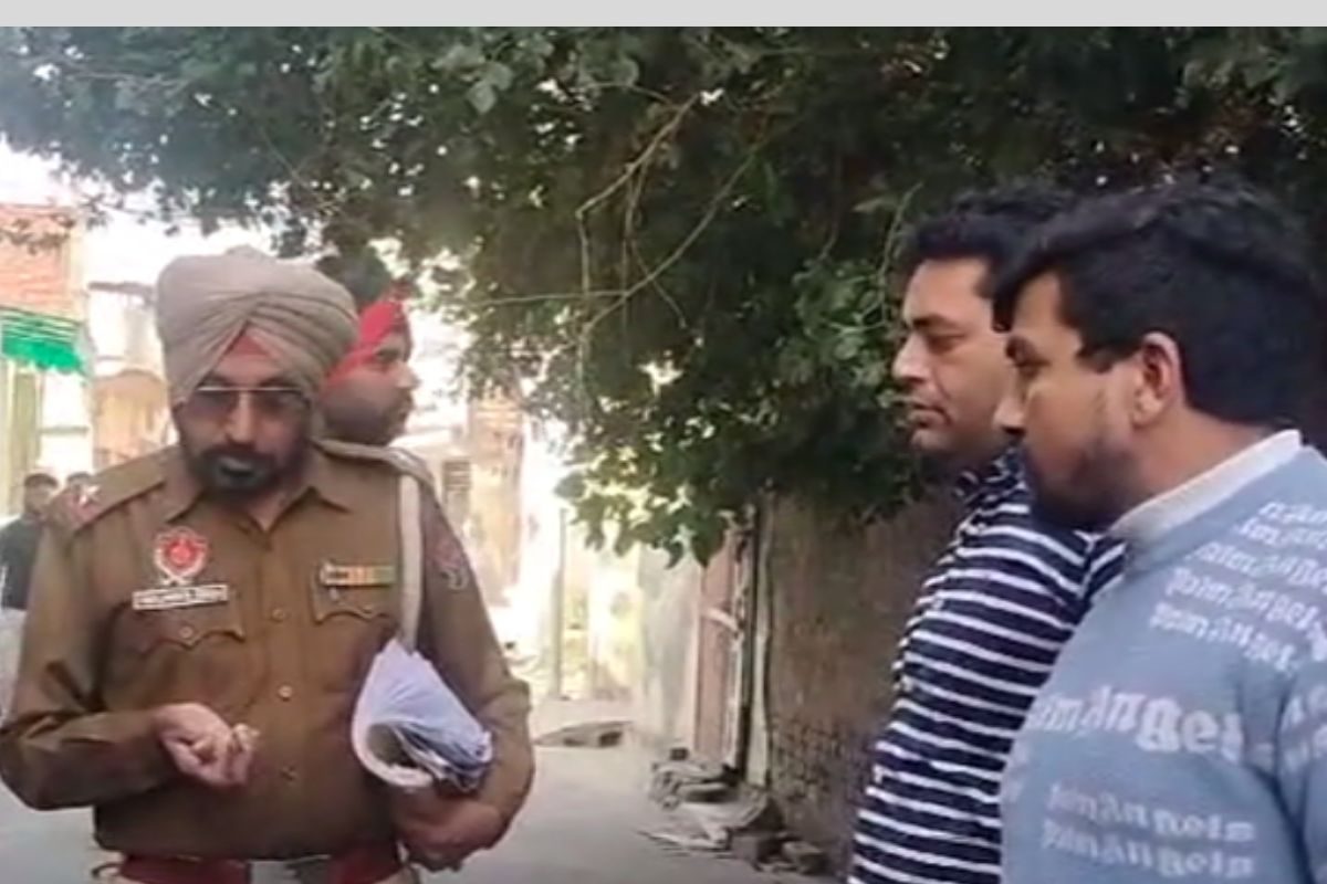 Amritsar: ਫਾਈਨੈਂਸ ਕੰਪਨੀ ਦੇ ਮੁਲਾਜ਼ਮ ਕੋਲੋਂ ਦੋ ਲੁਟੇਰੇ ਸਾਢੇ ਚਾਰ ਲੱਖ ਰੁਪਏ ਲੁੱਟ ਕੇ ਫਰਾਰ