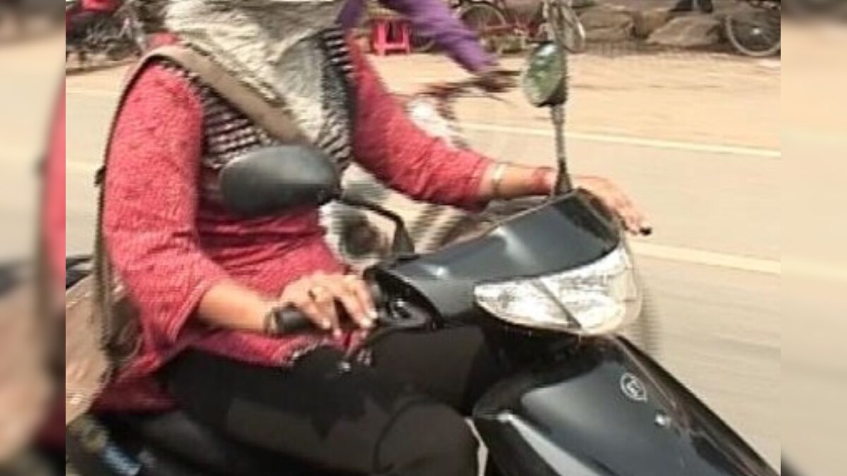 ਹੁਣ ਸਿੱਖ ਔਰਤਾਂ ਨੂੰ ਵੀ ਪਾਉਣਾ ਪਵੇਗਾ ਹੈਲਮੇਟ!, ਹਾਈਕੋਰਟ ਸਖ਼ਤ, ਕੇਂਦਰ ਤੋਂ