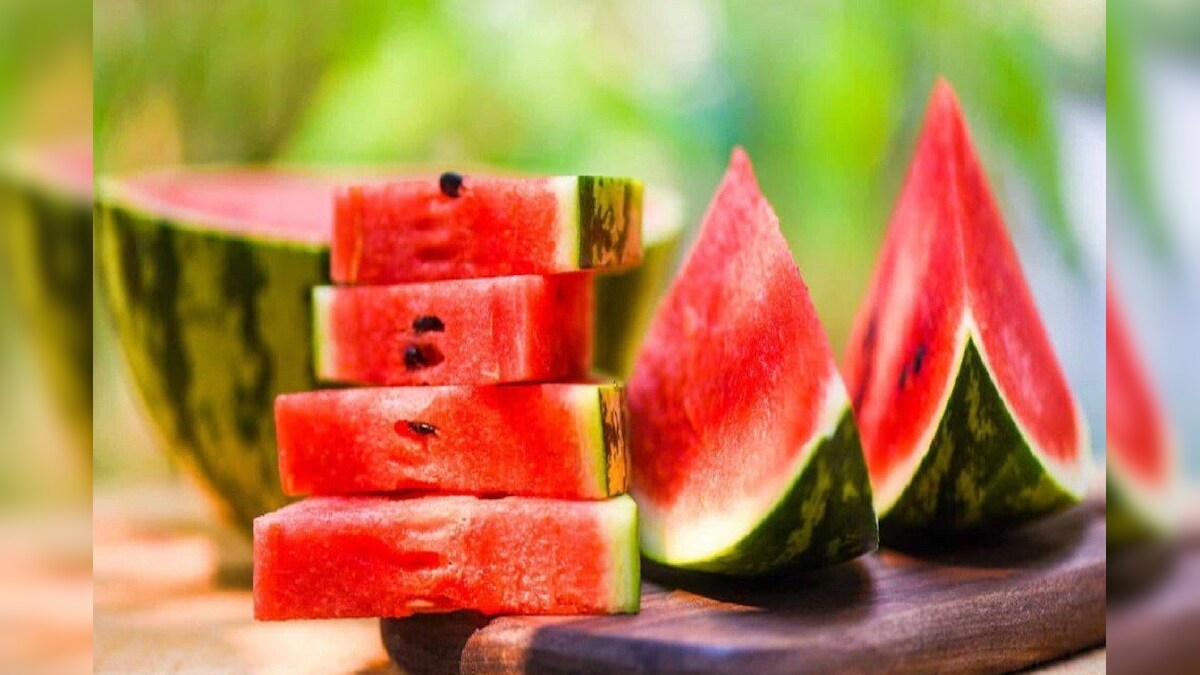 ਲਾਲ ਰੰਗ 'ਚ ਫਸੇ ਤਾਂ ਸਮਝੋ ਫਸੇ, ਕੈਮਿਕਲ ਇਨਜੈਕਸ਼ਨ ਵਾਲਾ ਹੋ ਸਕਦਾ ਹੈ ਤਰਬੂਜ, ਇਸ