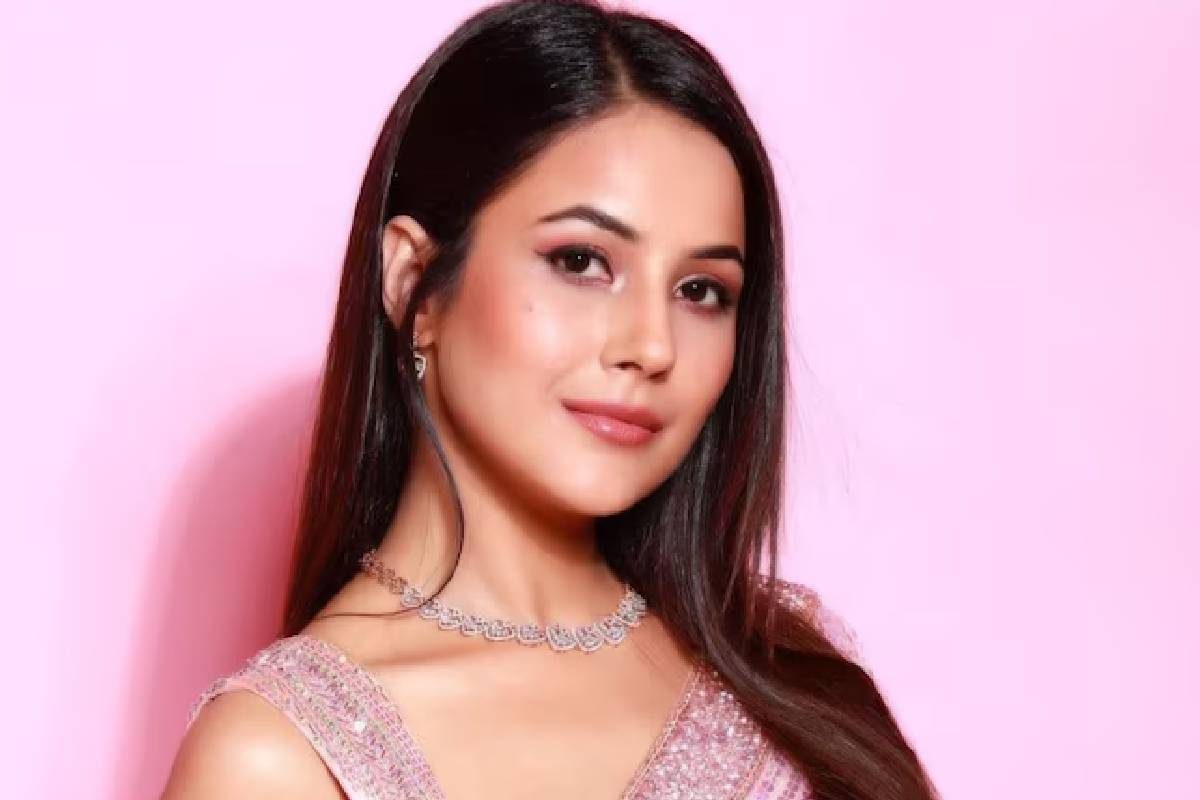 शहनाज गिल ने फिर जीता फैंस का दिल, इस कंटेस्टेंट के लिए भेजा डिजाइनर सूट- न्यूज18 पंजाबी शहनाज गिल ने फिर जीता फैंस का दिल, इस कंटेस्टेंट के लिए भेजा डिजाइनर सूट- न्यूज18 पंजाबी