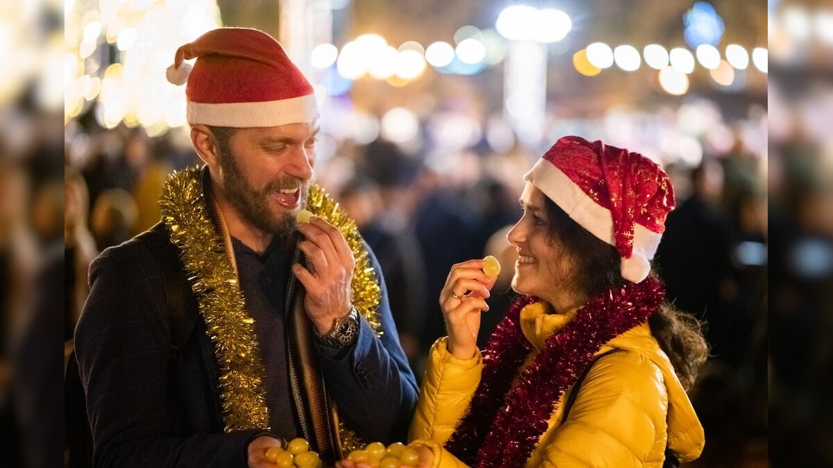 What does the 12 grapes have to do with the New Year? People eat fast at midnight, good news is received throughout the year