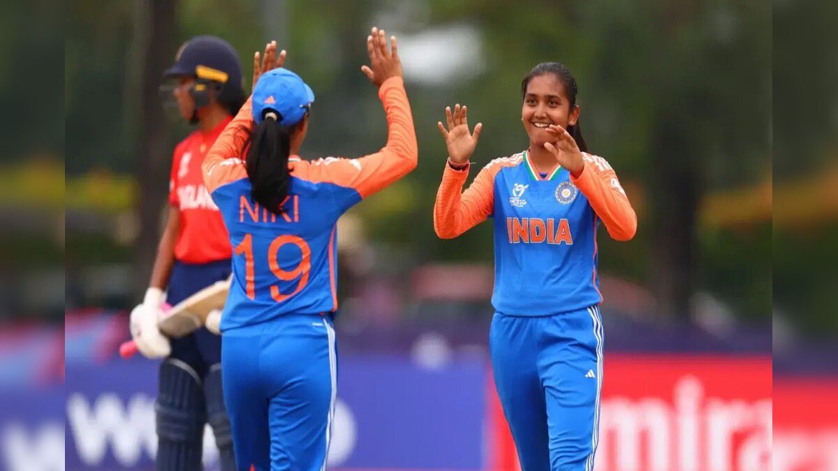 The Indian women’s team defeats England by the place for the final