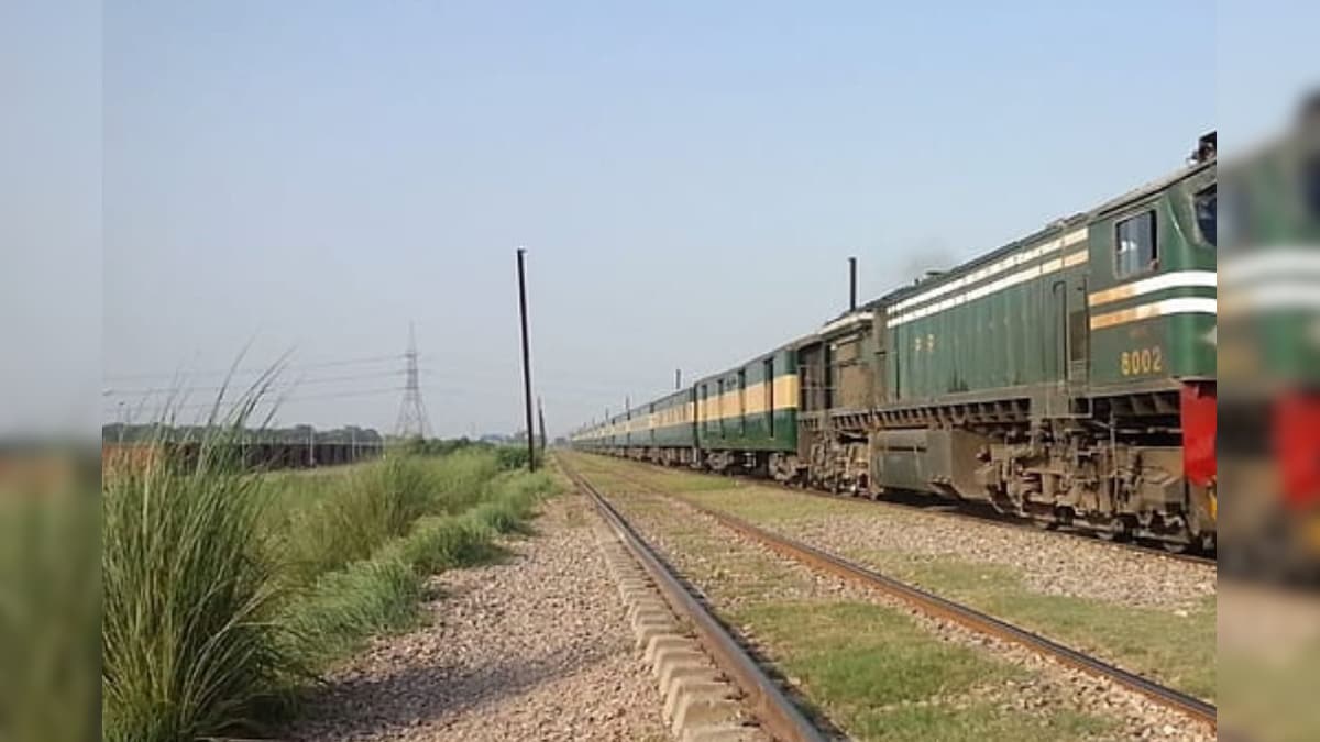 Train from Pakistan to Russia to which countries run from India