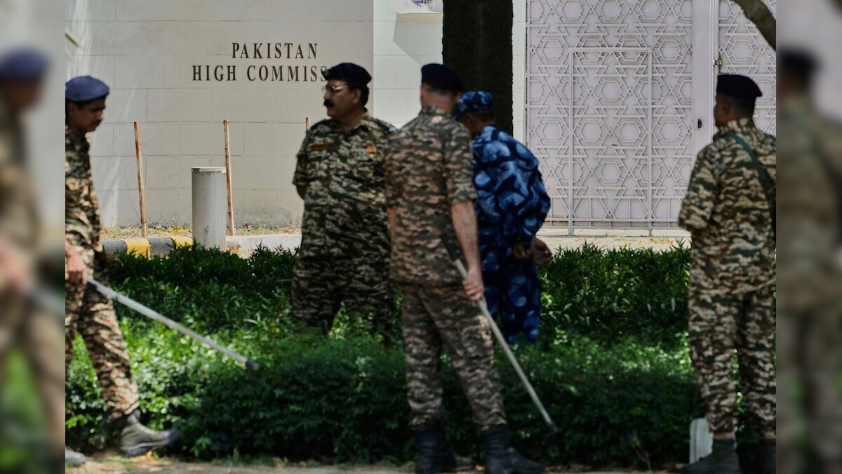 Pakistan did not hand over India Bsf Young, carried out all night, waiting for destruction I am invited to destruction infinite