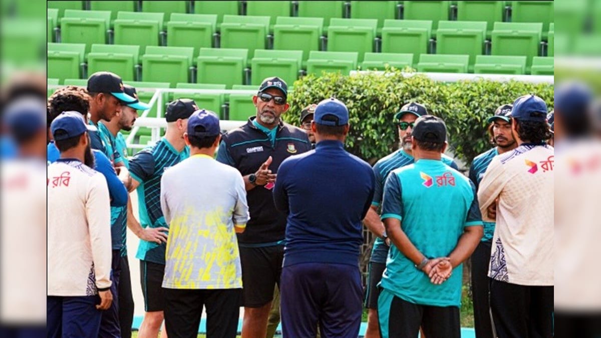 Pakistan cry on England cricketer, Airport, said- now