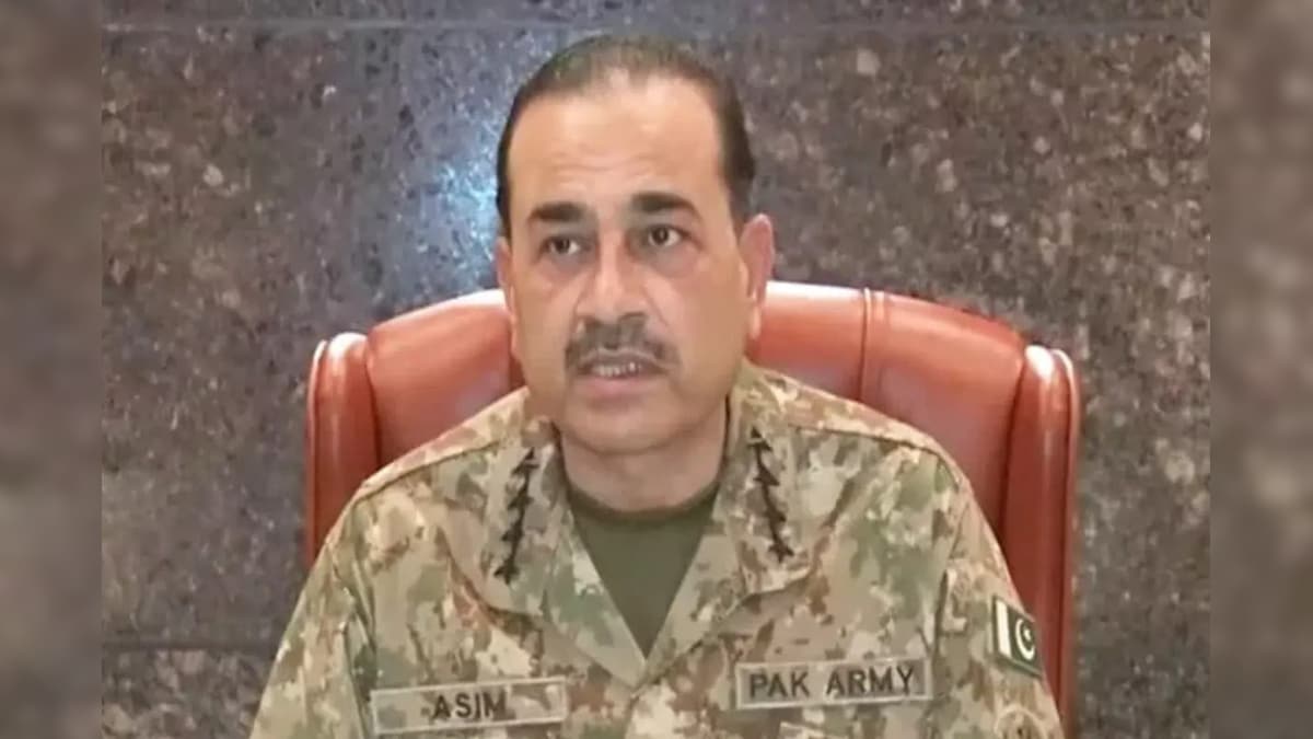 India’s attack was scared to bunkar and hiding in Pakistan Army Chief General Munior, News