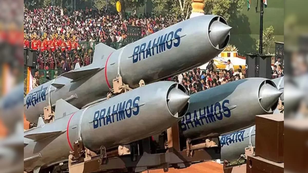 Pakistan Army could not stop the opened poll, “said India’s missiles