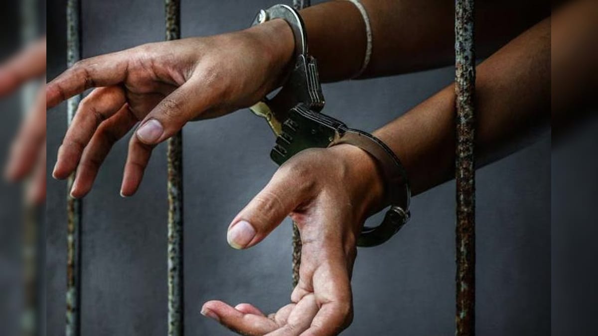Pakistan: Earthquake weakened, demolished, and 200 prisoners, the army pulled by the army.