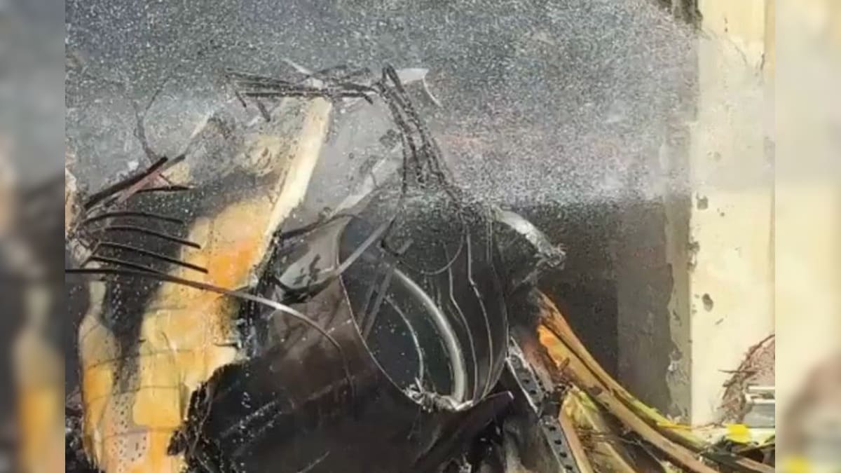 Plane Crash- Falling on school, fertilizes large cubic damage …