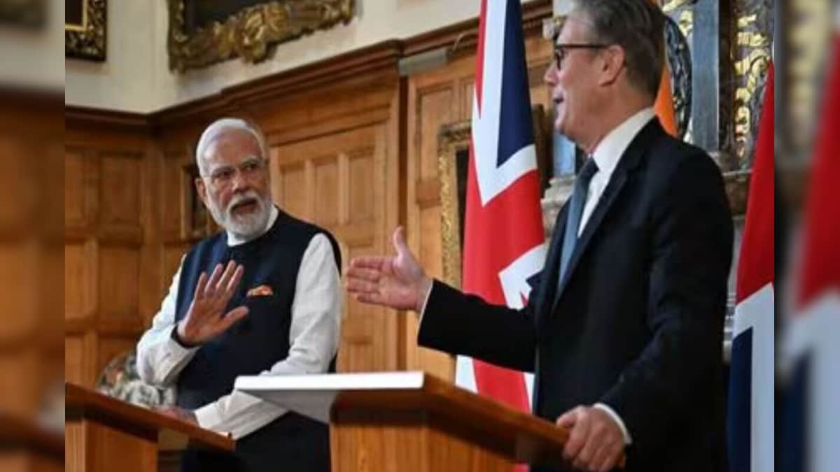 Good JOB: Fluent with the glamor this job is the opportunity to travel the world with the Prime Minister!