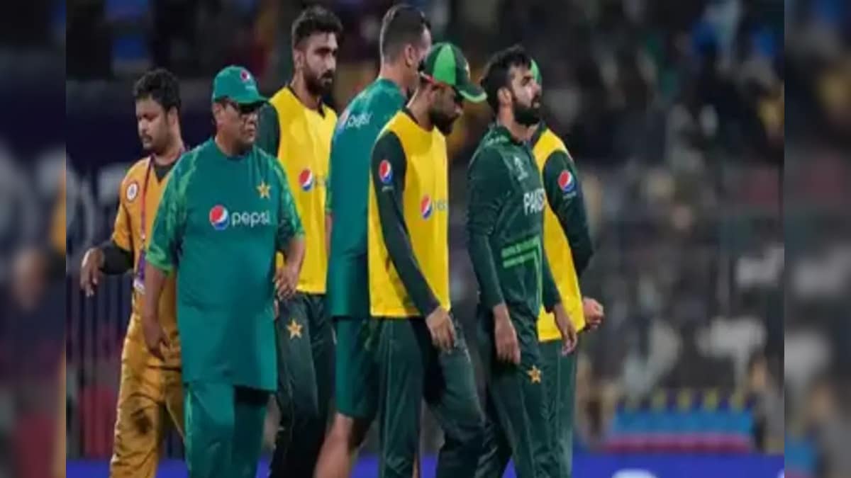 The star players of the Pakistani team has to be taken out of many series at the same time, surgery