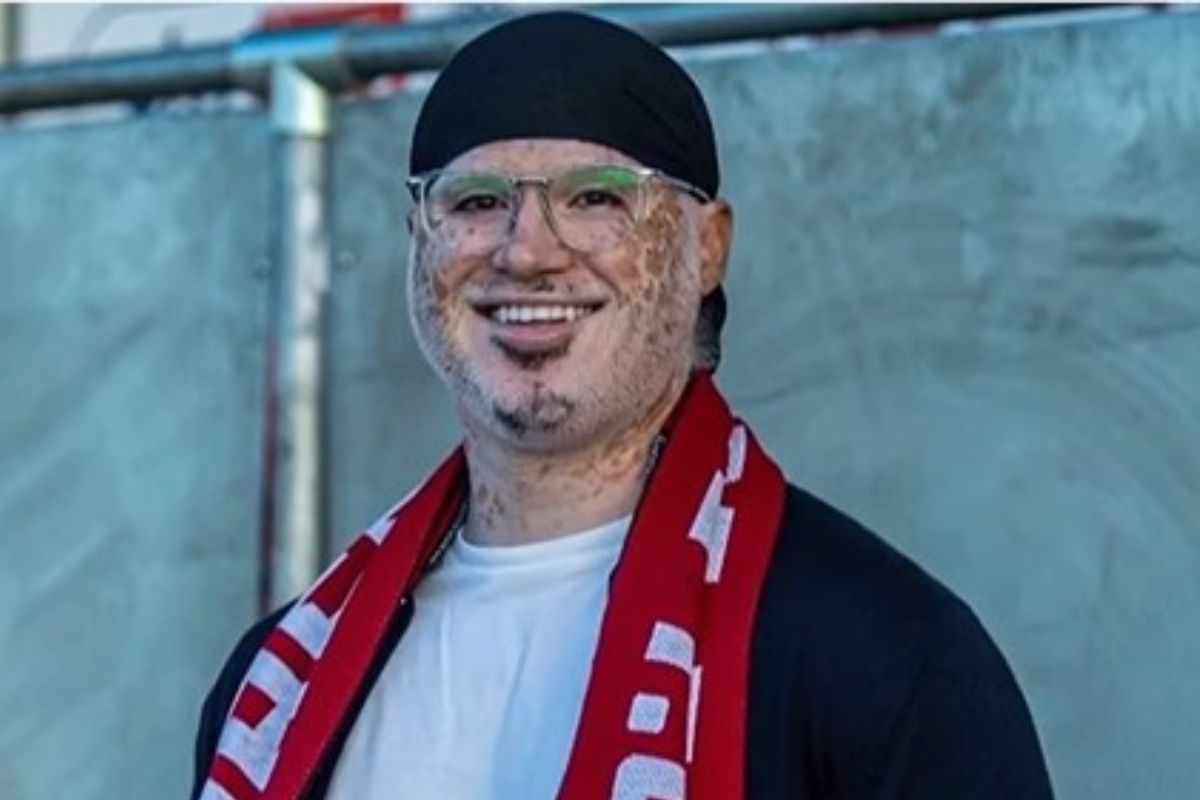 The first British Sikh Manager of Ashveer Singh Johal became the English Soccer Club The first British Sikh Manager of Ashveer Singh Johal became the English Soccer Club