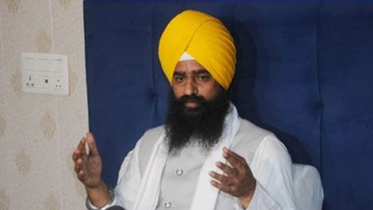 ਸ੍ਰੀ ਅਕਾਲ ਤਖ਼ਤ ਸਾਹਿਬ ਨੇ ਸਹਿਮਤੀ ਬਣਨ ਤੱਕ ਬੇਅਦਬੀ ਰੋਕੂ ਕਾਨੂੰਨ ਨੂੰ ਮੁਅੱਤਲ ਰੱਖਣ ਲਈ ਨੋਟੀਫ਼ਿਕੇਸ਼ਨ ਜਾਰੀ ਕਰਨ ਨੂੰ ਕਿਹਾ