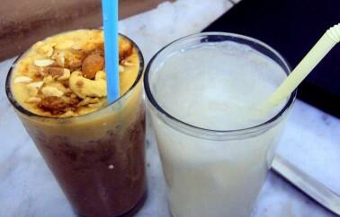 The famous cocomalai and dab sharbat at Paramount