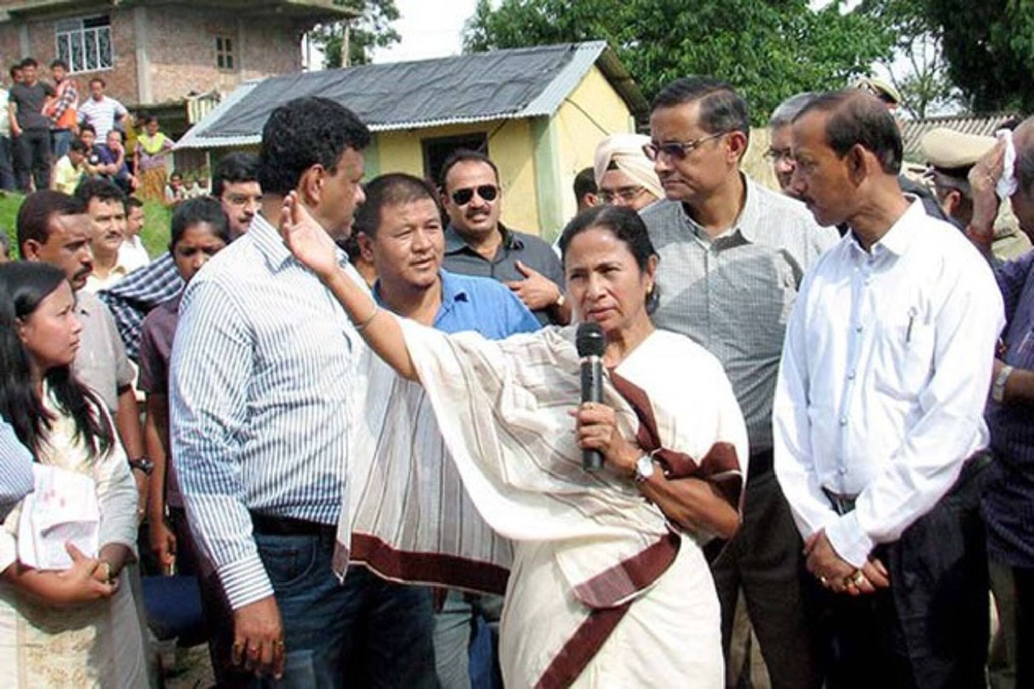 দার্জিলিংকে আরও ‘সবুজ’ করতে পাহাড়ে মুখ্যমন্ত্রী