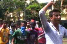 গুলি-বোমায় ফের রণক্ষেত্র শিক্ষাঙ্গন ! গুলি-বোমায় ফের রণক্ষেত্র শিক্ষাঙ্গন !