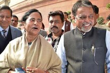 সংসদে মুখোমুখি মমতা-মুকুল, সঙ্গে কেজরিওয়াল সংসদে মুখোমুখি মমতা-মুকুল, সঙ্গে কেজরিওয়াল