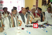 কংগ্রেস মঞ্চে সিপিএম নেতা, পাশাপাশি সুজন-ওমপ্রকাশ কংগ্রেস মঞ্চে সিপিএম নেতা, পাশাপাশি সুজন-ওমপ্রকাশ