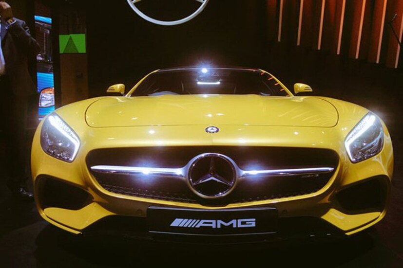 মার্সেডিজ AMG GTS গাড়িটি সকলের মন জয় করেছে