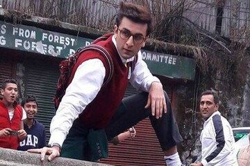 ‘জগ্গা জাসুস’-এর শ্যুটিংয়ে দার্জিলিঙে রণবীর কাপুর ! ‘জগ্গা জাসুস’-এর শ্যুটিংয়ে দার্জিলিঙে রণবীর কাপুর !