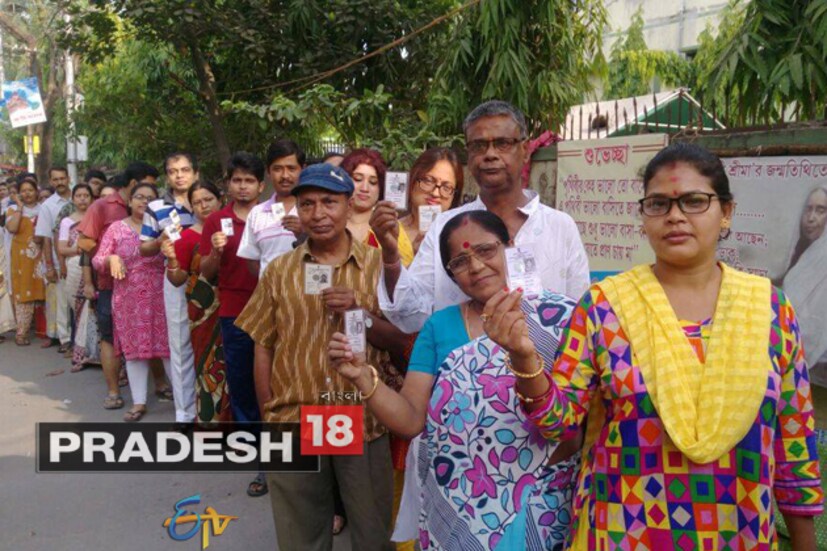 এছাড়াও চতুর্থ দফার ভোটের নিরাপত্তার দায়িত্বে থাকবেন রাজ্য পুলিশের ২২ হাজার কর্মী। ২২০০ মোবাইল ইউনিট থাকবে নজরদারির দায়িত্বে । পুরসভা ভোটের পুনরাবৃত্তি রুখতে সল্টলেকে বিশেষ নজর থাকবে কমিশনের। বিধানসভা এলাকাগুলিতে ১৪৪ ধারা জারি থাকবে শনিবার রাত থেকেই ৷ ভোটের ৪৮ ঘণ্টা আগে থেকে বহিরাগতের প্রবেশ রুখতে চলবে রাত প্রহরা ৷ জলপথেও চলবে নজরদারি ৷