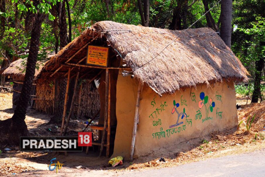  ভোলেনি পুরনো কথা ৷ ভুলে যায়নি ঘর ছেড়ে আকাশের তলায় কাটানো সেই রাতগুলো ৷ তবুও ভোট দেবে বীরভূমের নানুরের সাঁওতাল গ্রাম ‘বিদ্যাধরপুর’ ৷ অনেক অত্যাচার দেখেছে এই গোটা গ্রাম ৷ শুধু গরমে তেঁতে নয়, রাগে, ক্ষোভে উত্তেজিত বিদ্যাধরী গ্রাম ৷ তবুও হাসি মুখে এখনও আশা করে সুদিনের ৷ শুধুমাত্র সংখ্যালঘু অদিবাসীদের তালিকায় নাম লেখানো নয়, তাঁরা চাইছেন, সুবিচার, উন্নয়ন ৷ তাই তো সেই আশাতে ভোট দেবেন বিদ্যাধরীর মানুষ ৷ কী ঘটেছিল বিদ্যাধরী গ্রামে? ক্ষোভ কীসের?
