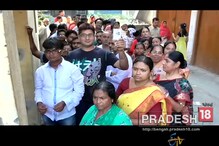 দমদমে সিপিএম এজেন্টকে বুথে ঢুকতে বাধা