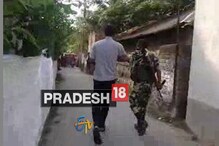 কেন্দ্রীয় বাহিনীর হাতে প্রহৃত বাম এজেন্ট কেন্দ্রীয় বাহিনীর হাতে প্রহৃত বাম এজেন্ট