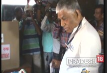 ভোট দিলেন আবদুল মান্নান, দেখুন ভিডিও ভোট দিলেন আবদুল মান্নান, দেখুন ভিডিও
