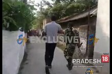 বুথ জ্যামের অভিযোগে মারধর এজেন্টকে, দেখুন ভিডিও বুথ জ্যামের অভিযোগে মারধর এজেন্টকে, দেখুন ভিডিও