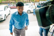 এবার লেখকের ভূমিকায় মহারাজ এবার লেখকের ভূমিকায় মহারাজ